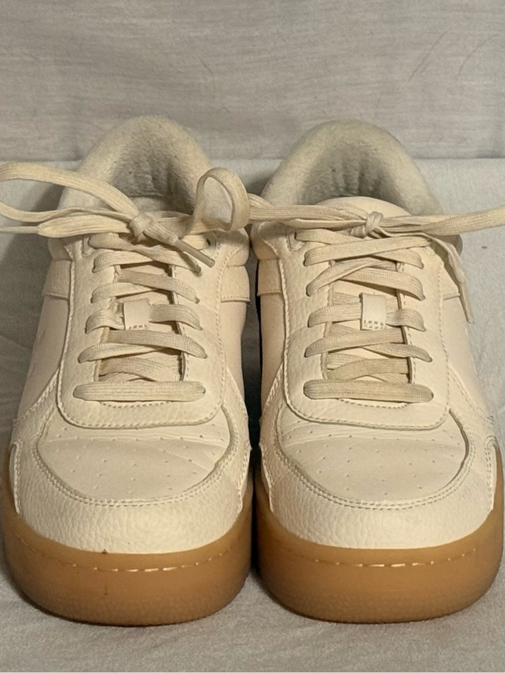 ALO Recovery Mode Sneakers Clay Men’s 7 Women’s 8.5